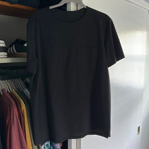 Lululemon Men’s Chest Pocket Relaxed-Fit T-Shirt